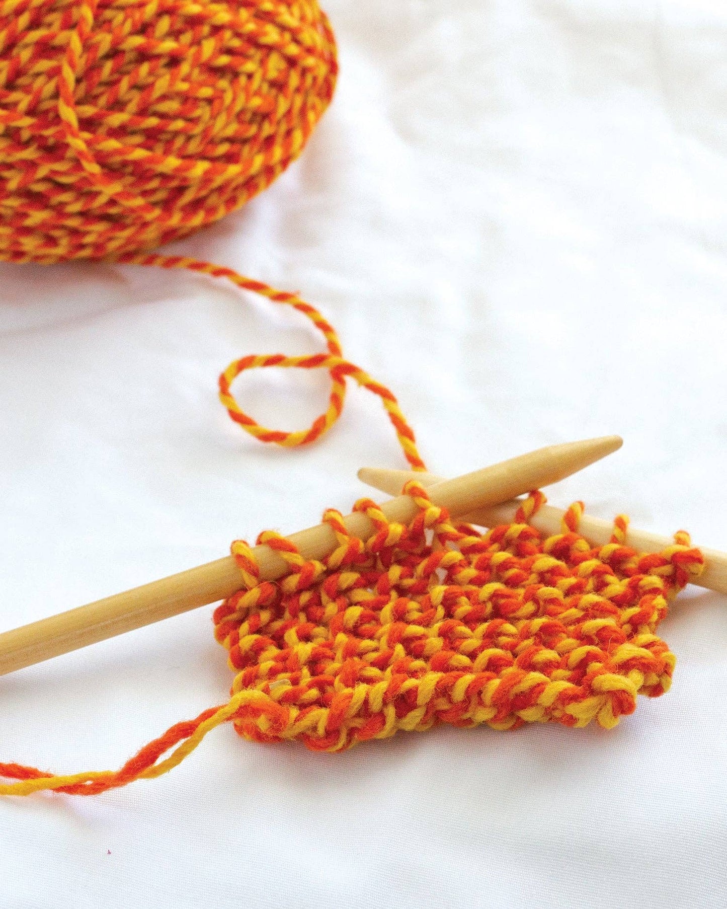 Discover Knitting: Scarf Kit - Yellow/Pumpkin