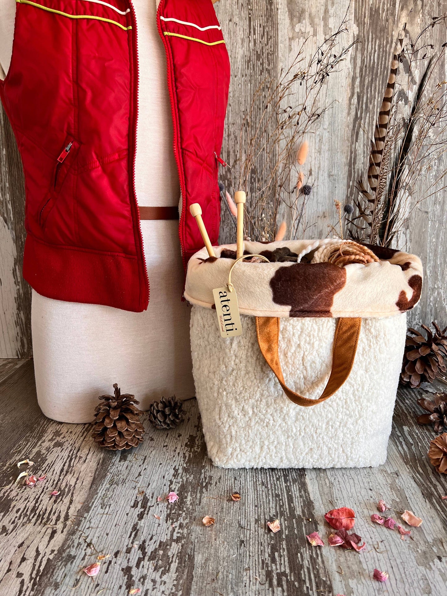 Knitting and Crochet Organizer Project Bag: Sherpa Hope Basket
