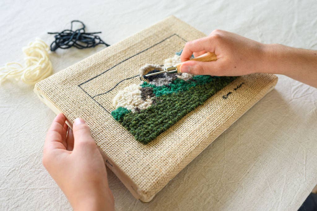 Traditional Rug Hooking  Kit - Sheep